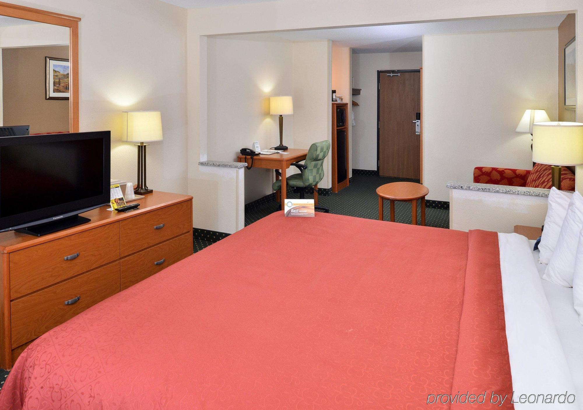 Comfort & - Iowa Near Iowa River Landing 3*