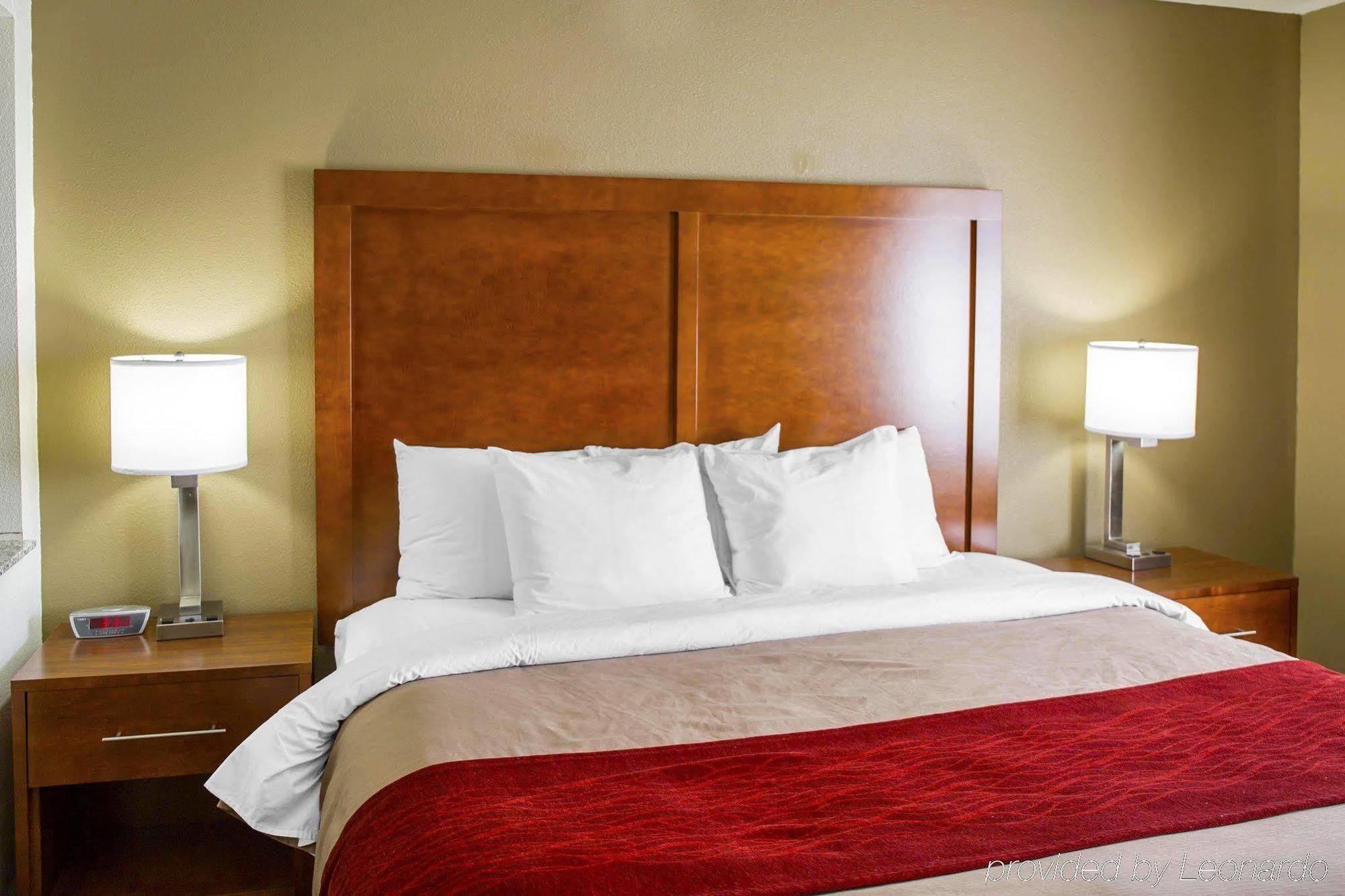 Hotel Comfort & - Iowa Near Iowa River Landing